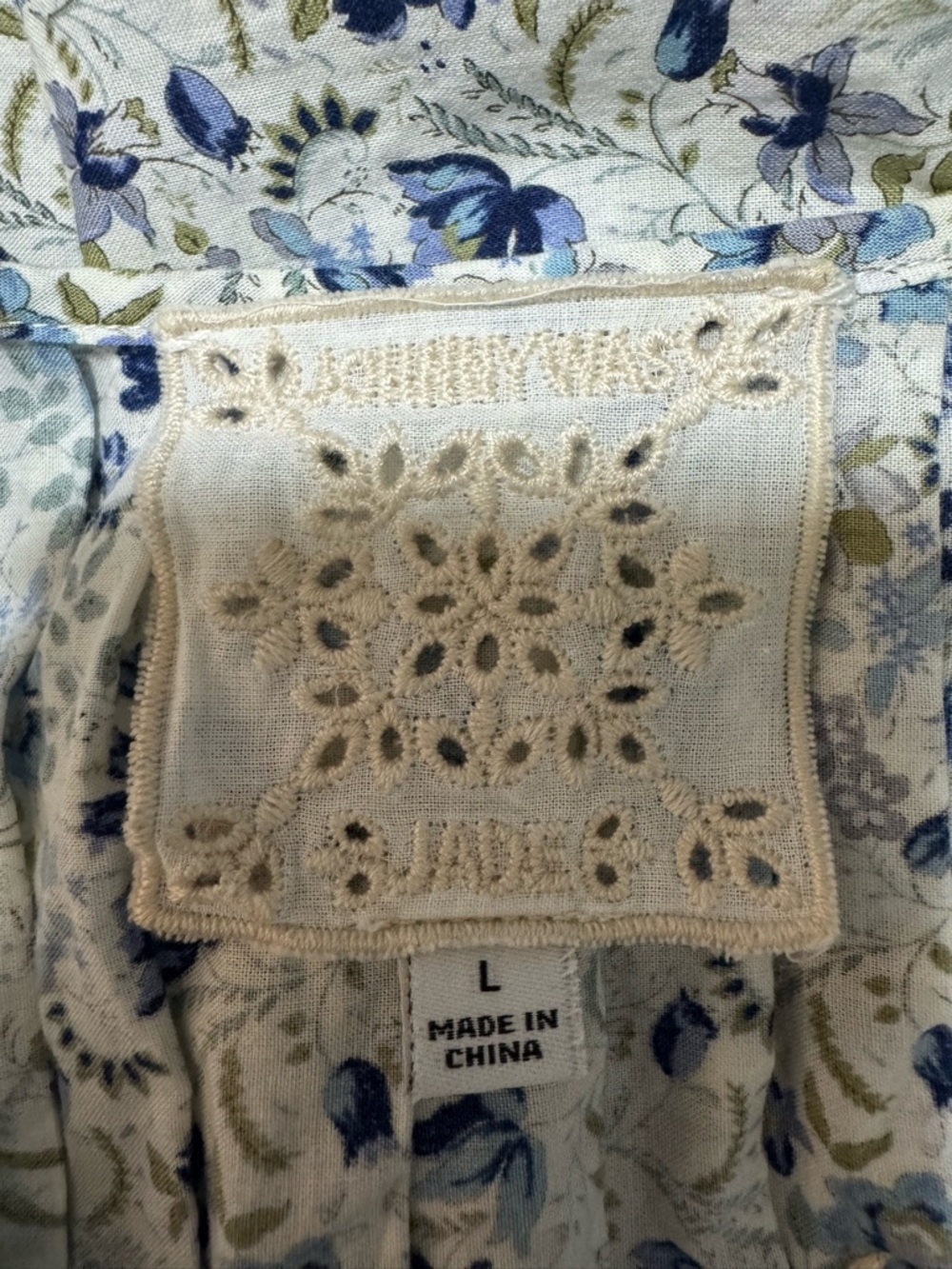 Johnny Was Tatiana Floral Embroidered Top Size Large $250 - Picture 10 of 11